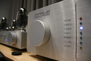 OCTAVE HP-700 Tube-Pre-Amp